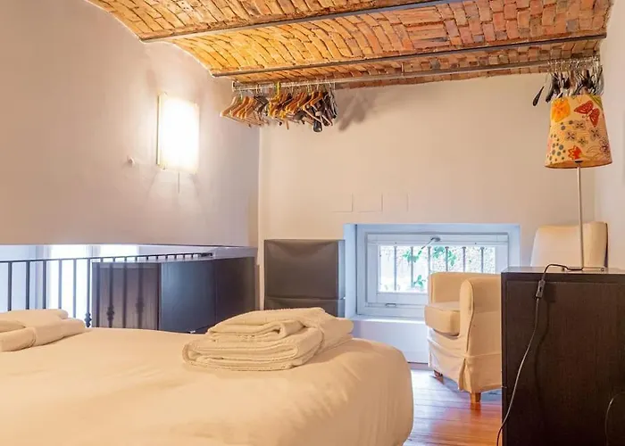 Spazioso Loft Imbonati6